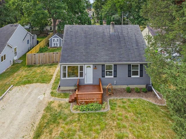34903 PARKWAY DRIVE, Oconomowoc, WI 53066