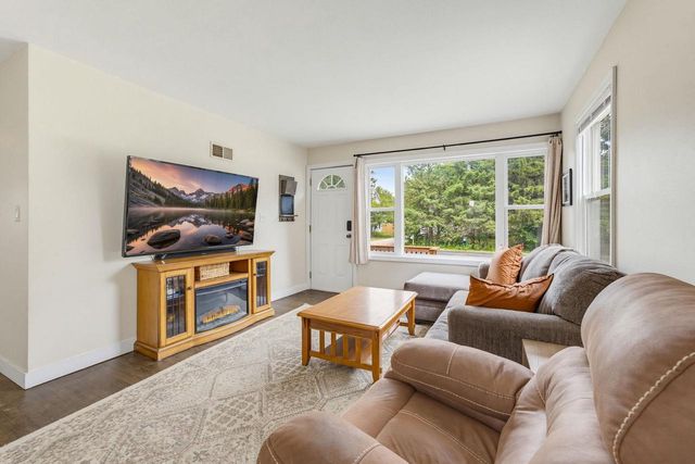 34903 PARKWAY DRIVE, Oconomowoc, WI 53066