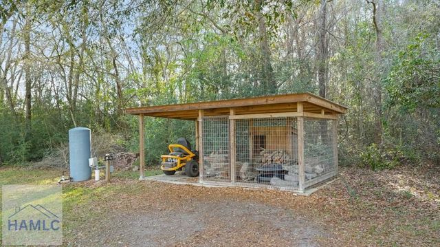 21 Bailey Drive, Jesup, GA 31545