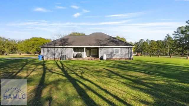 21 Bailey Drive, Jesup, GA 31545