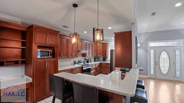 21 Bailey Drive, Jesup, GA 31545