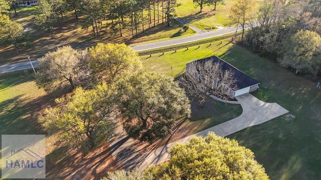 21 Bailey Drive, Jesup, GA 31545