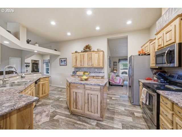 7910 Se AMITY Rd, Amity, OR 97101