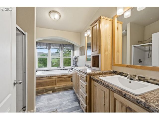 7910 Se AMITY Rd, Amity, OR 97101