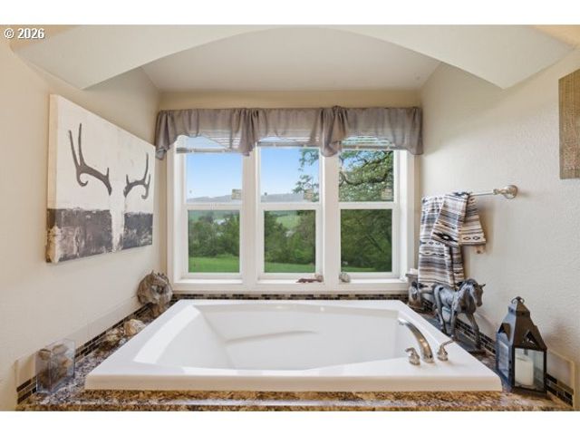 7910 Se AMITY Rd, Amity, OR 97101
