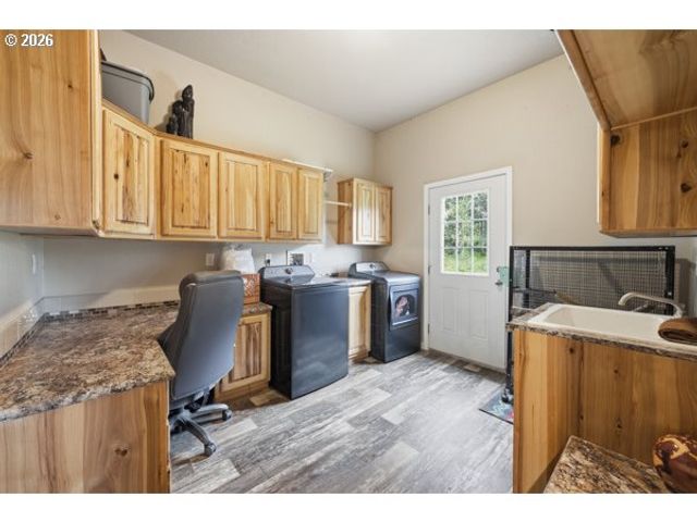 7910 Se AMITY Rd, Amity, OR 97101