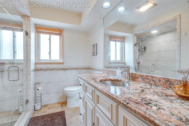 29593 Medbury Street, Farmington Hills, MI 48336