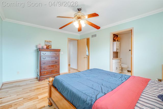 29593 Medbury Street, Farmington Hills, MI 48336