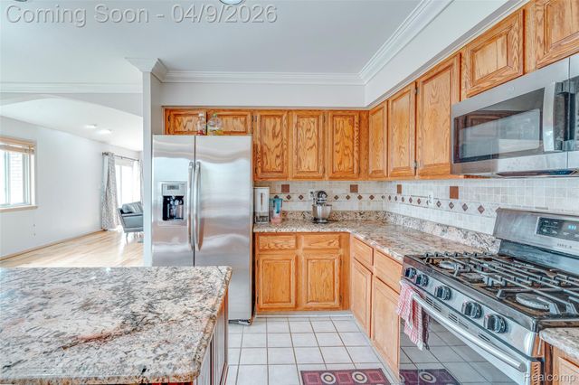 29593 Medbury Street, Farmington Hills, MI 48336