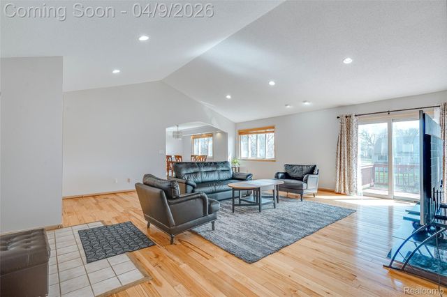 29593 Medbury Street, Farmington Hills, MI 48336