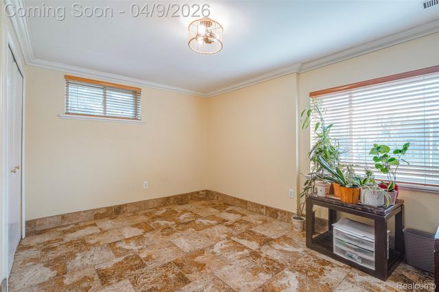 29593 Medbury Street, Farmington Hills, MI 48336