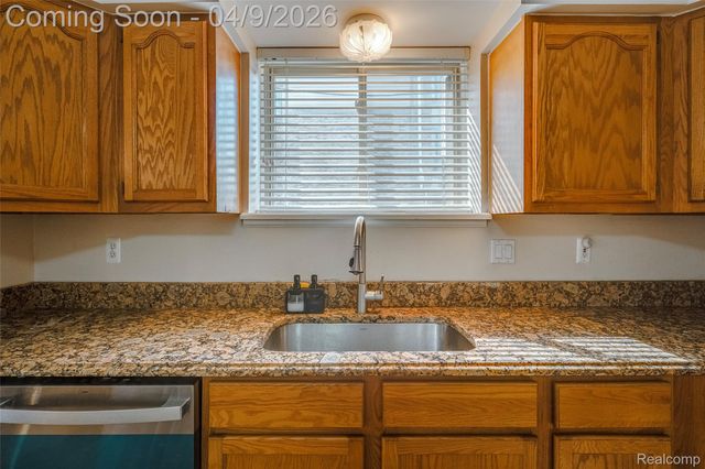 29593 Medbury Street, Farmington Hills, MI 48336