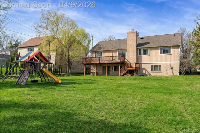 29593 Medbury Street, Farmington Hills, MI 48336