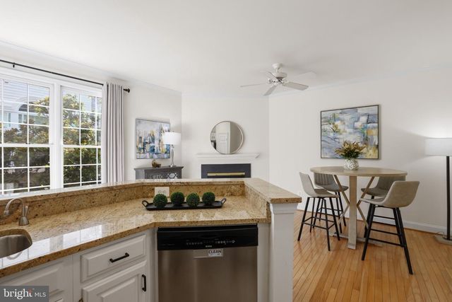 3903 CHARLES AVE, Alexandria, VA 22305