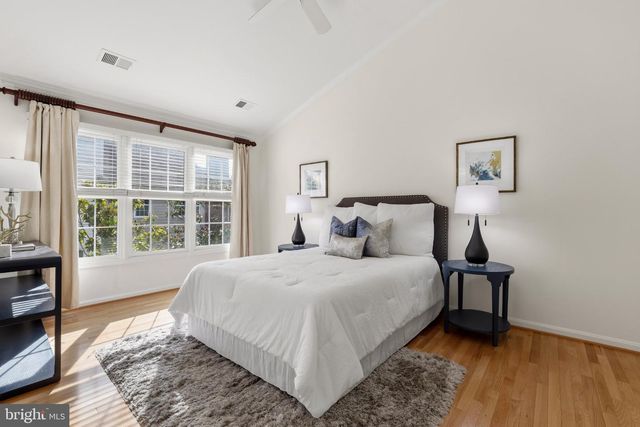 3903 CHARLES AVE, Alexandria, VA 22305