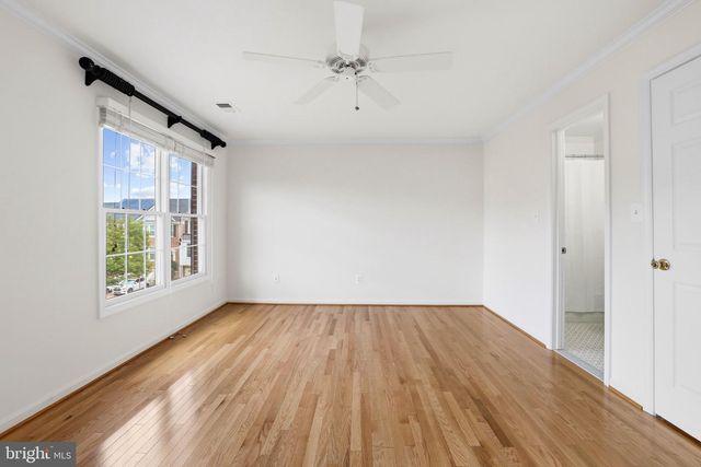 3903 CHARLES AVE, Alexandria, VA 22305