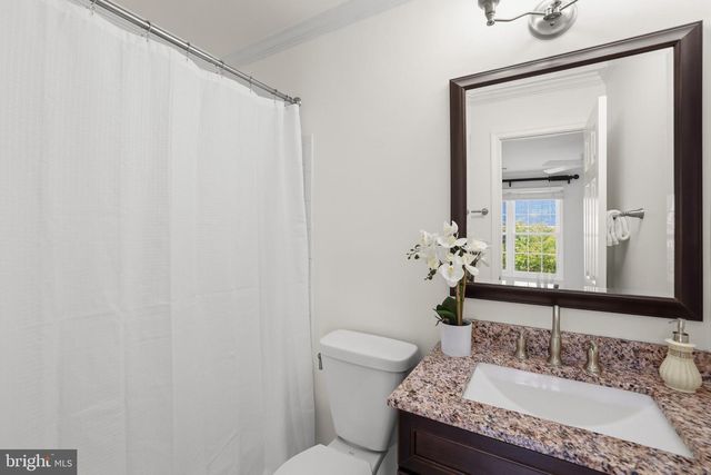 3903 CHARLES AVE, Alexandria, VA 22305