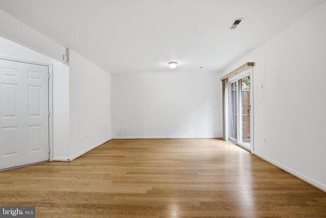 3903 CHARLES AVE, Alexandria, VA 22305