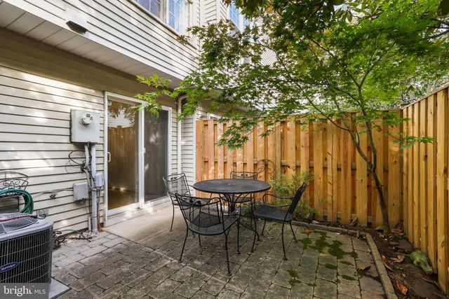 3903 CHARLES AVE, Alexandria, VA 22305