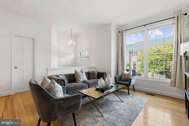 3903 CHARLES AVE, Alexandria, VA 22305