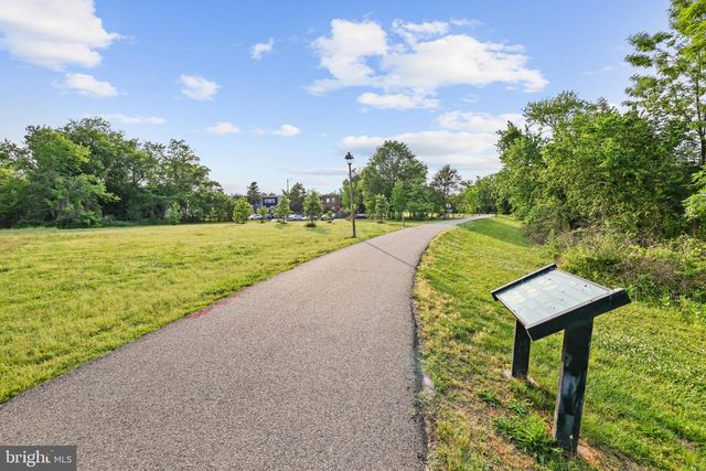 3903 CHARLES AVE, Alexandria, VA 22305