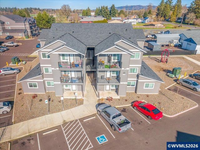 972 N 2nd St, Jefferson, OR 97352