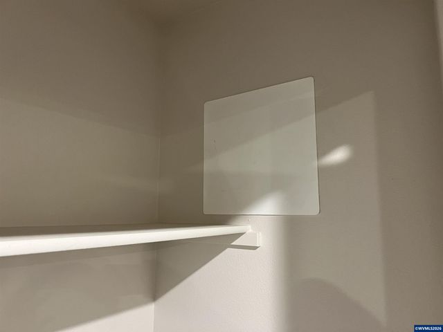 972 N 2nd St, Jefferson, OR 97352