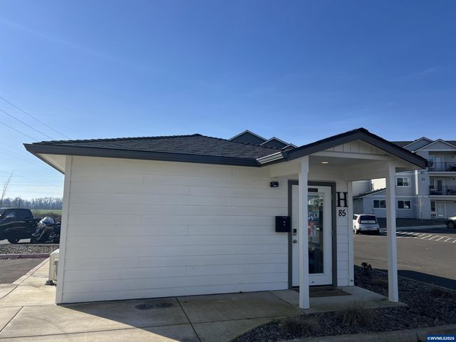 972 N 2nd St, Jefferson, OR 97352