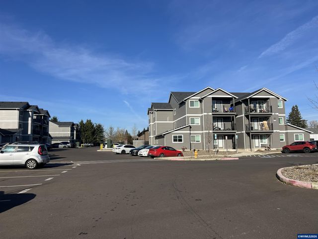 972 N 2nd St, Jefferson, OR 97352