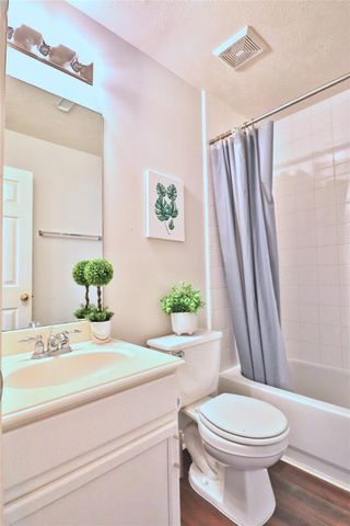 4023 Portman Glen Lane, Houston, TX 77047