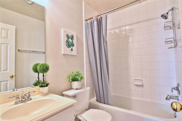 4023 Portman Glen Lane, Houston, TX 77047
