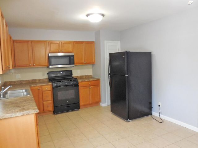 605 Pierce Avenue, Dyer, IN 46311