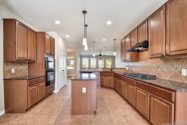 4307 Post Cedar, San Antonio, TX 78253