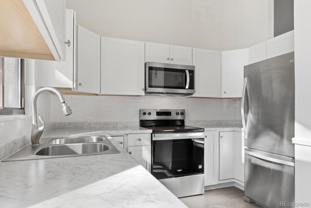 3757 S Genoa Circle B, Aurora, CO 80013