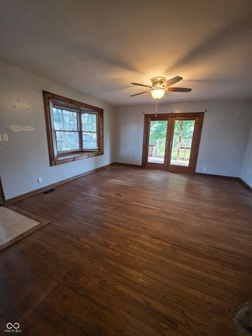 252 S Grant, Cloverdale, IN 46120