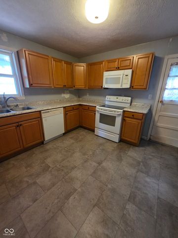 252 S Grant, Cloverdale, IN 46120