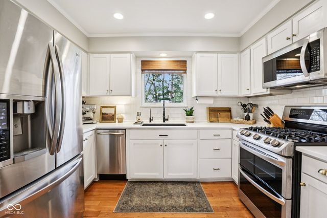12224 Daugherty Drive, Zionsville, IN 46077