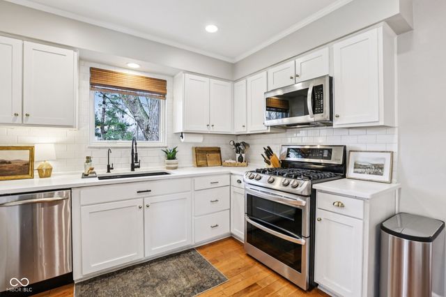 12224 Daugherty Drive, Zionsville, IN 46077