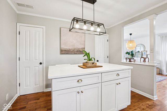 12224 Daugherty Drive, Zionsville, IN 46077