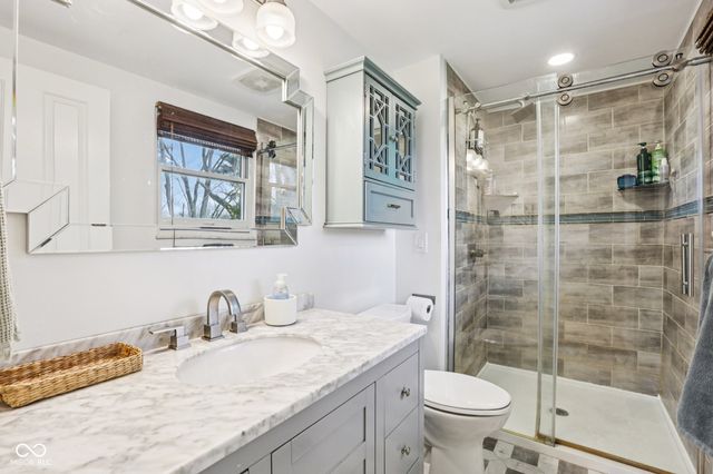 12224 Daugherty Drive, Zionsville, IN 46077