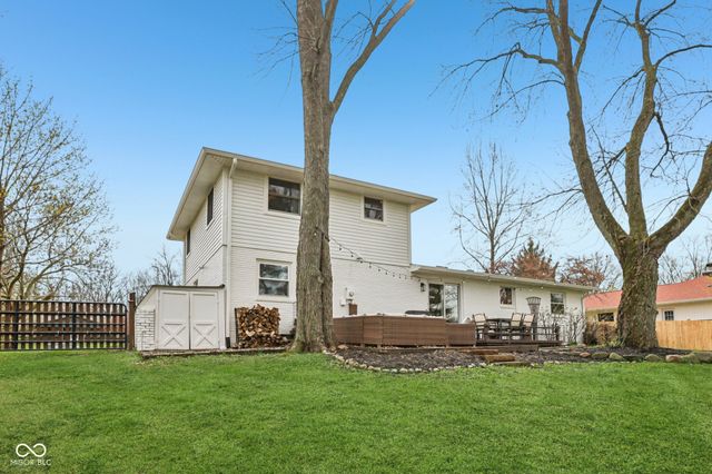 12224 Daugherty Drive, Zionsville, IN 46077