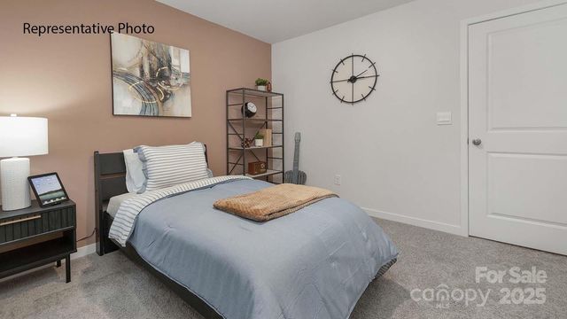 1375 37th Avenue Lane NE, Hickory, NC 28601