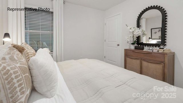 1375 37th Avenue Lane NE, Hickory, NC 28601