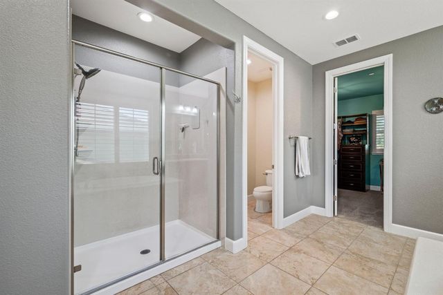 902 Anvil Cir, Rocklin, CA 95765