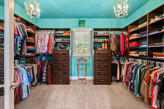 902 Anvil Cir, Rocklin, CA 95765