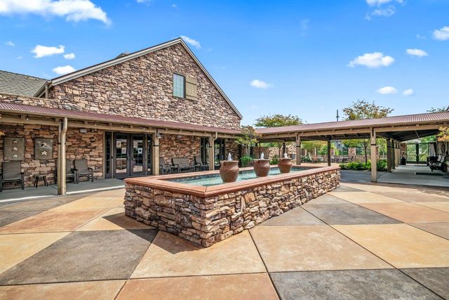 902 Anvil Cir, Rocklin, CA 95765