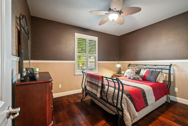 902 Anvil Cir, Rocklin, CA 95765