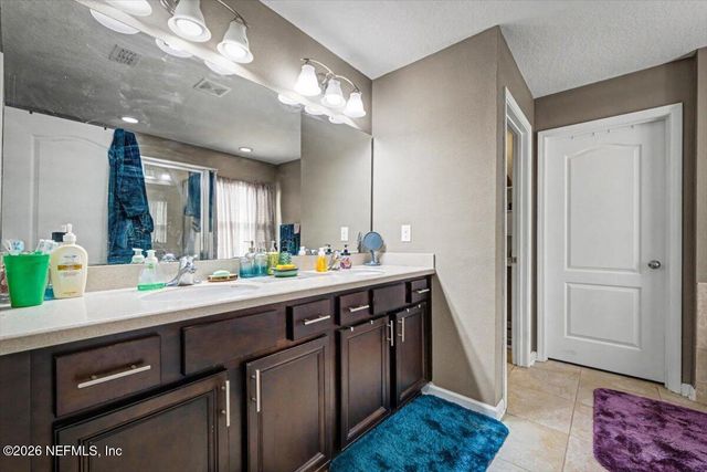 1896 HIGH PRAIRIE Lane, Middleburg, FL 32068