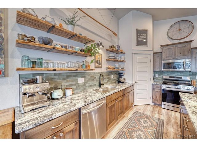 10605 Willow Ave, Poncha Springs, CO 81201