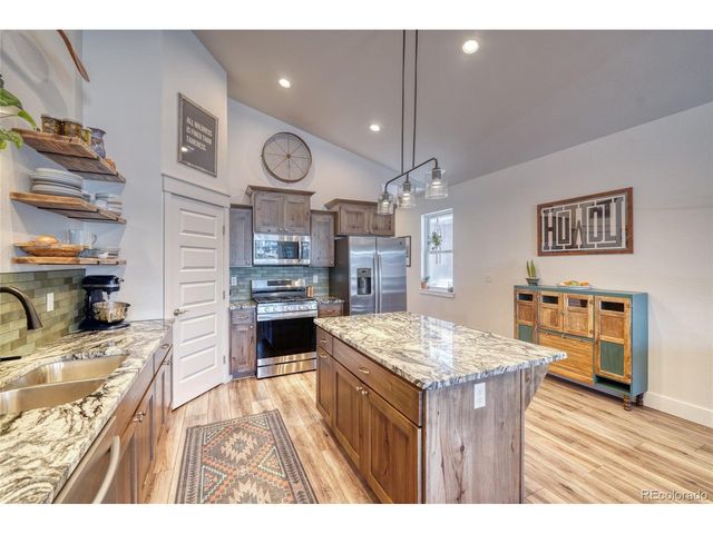 10605 Willow Ave, Poncha Springs, CO 81201